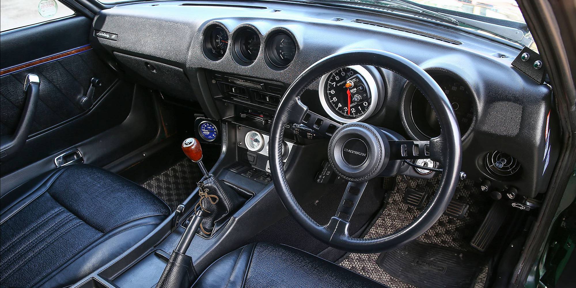 日産フェアレディZ純正ステアリング　S30型　1974年式