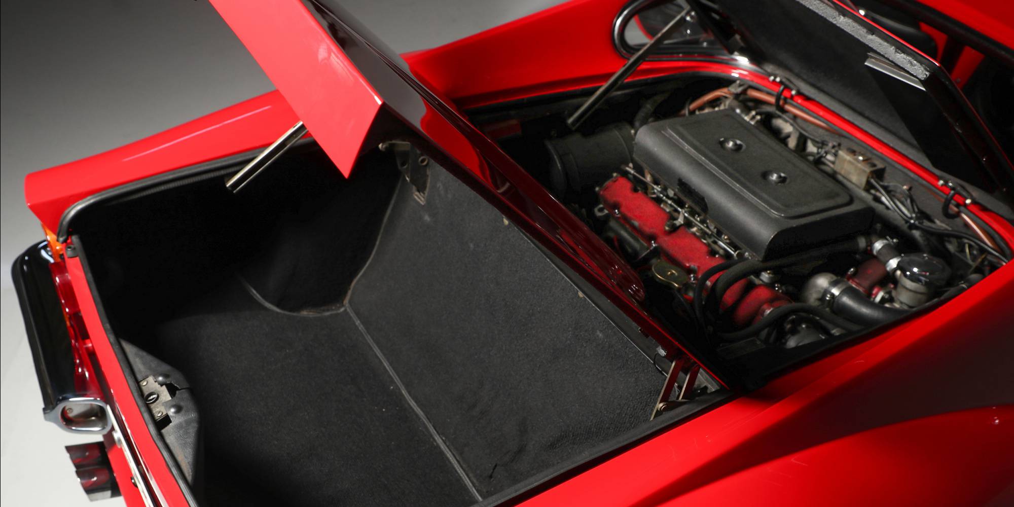 情熱セール 希少 フェラーリ ＤＩＮＯ ２４６ ＧＴ エンジンフード 