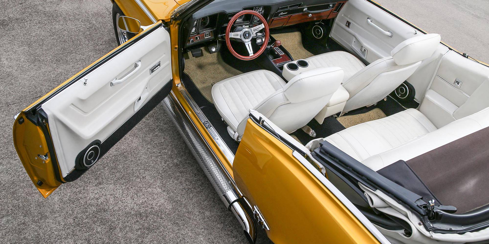 69カマロ センターコンソール （1969 シボレー カマロ Z28